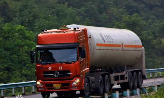 3����ȼҺ���װ���䳵